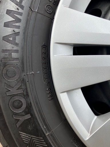 日産キャラバン純正タイヤホイール　4本