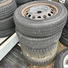中古タイヤ　175/65/14〜色々の画像