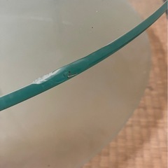 ガラステーブルの画像