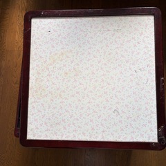 こたつテーブルの画像