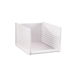 クローゼット衣類収納棚の画像