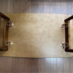 【早め引取り希望】木製テーブル幅90cm／棚付き／中古品※脚片側不良あり(使用可)の画像