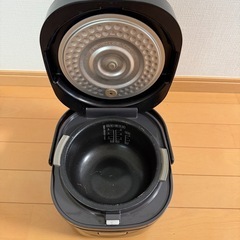 炊飯器の画像