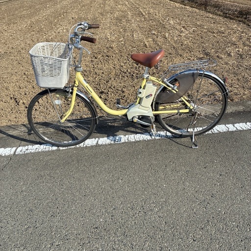 電動自転車パナソニック予備のバッテリーもついています。2つあれば結構距離が走れると思いま