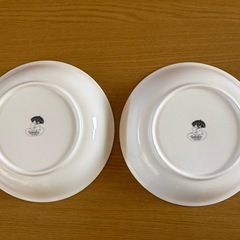 【新品未使用品】ムーミン パスタ&カレー皿　陶器　山加商店　約21.5㎝ 2枚
の画像