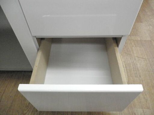 テレビボード ホワイト 幅90×奥行40×高さ49㎝ 扉 引出し キャスター付き テレビ台 札幌 西岡店