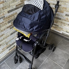 コンビ　ベビーカーの画像