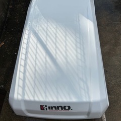 イノールーフボックスとルーフラックの画像