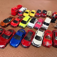 トミカ　45台　使用感ありの画像