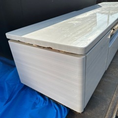 テレビボードの画像