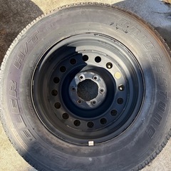 プラド／ハイラックス向け トヨタ純正鉄ホイール＋タイヤ 5本 265/70R17の画像