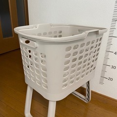 【お約束済み】ケユカ　ランドリーバスケットの画像