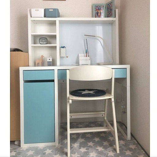 IKEAホワイトボード学習机