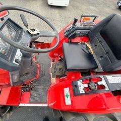 三菱トラクターの画像