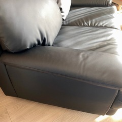 ニトリ2人がけソファーの画像