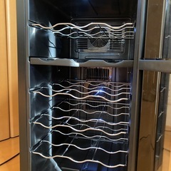ワインセラー 18本　アイリスオーヤマ 動作品の画像