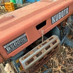 クボタ　ジャンク　トラクター　鍵付き　不動 の画像