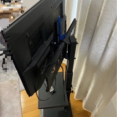 32インチテレビとテレビ台
の画像