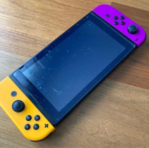 任天堂　Switch スイッチ　本体