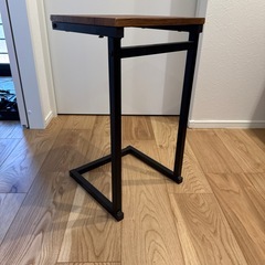 ソファサイドテ－プルの画像