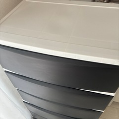 6段引き出しの画像