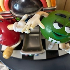 【取引中】 m&m's チョコレート ディスペンサー レッド グリーン ジュークボックス の画像