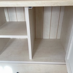 収納棚　の画像