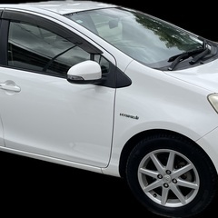トヨタ アクア（H25年式）／ハイブリッドバッテリー純正新品交換済／ワンオーナー・禁煙車の画像