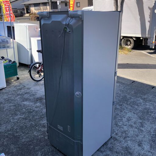 ２０１８年製　東芝 TOSHIBA VEGETA（ベジータ） 冷凍冷蔵庫 （330L・右開き） 3ドア シルバー GR-K33S