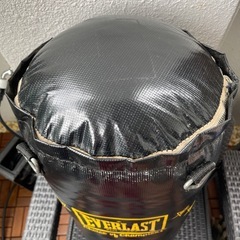 サンドバッグ グローブ付きの画像