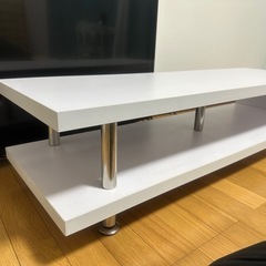 TV台の画像