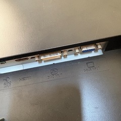 三菱　モニター　
23型の画像