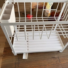 タワー水切りワイヤーバスケットの画像