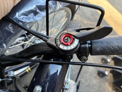 折り畳み自転車　20インチ