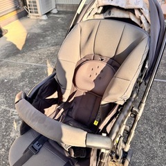 ★美品★「アップリカ」超軽量A形両対面ベビーカー　カルーンエアー　ワンタッチ折り畳み機能付きの画像