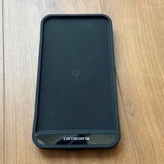 カロッツェリア 車載用ワイヤレス充電パッドの画像