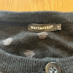 2/7まで　マリメッコ　ニットカーディガンの画像
