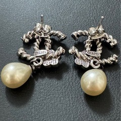 CHANEL ピアス ノベルティの画像