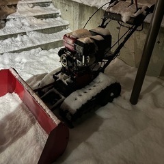 除雪機　ホンダ　SB690 実働品　エンジン少々異音あり　値下げ交渉可！の画像