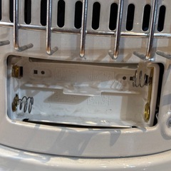 トヨトミ 電池式 石油ストーブ KS-67G 6.3L 2014年製の画像