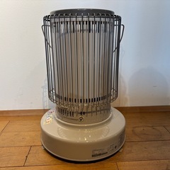 トヨトミ 電池式 石油ストーブ KS-67G 6.3L 2014年製の画像