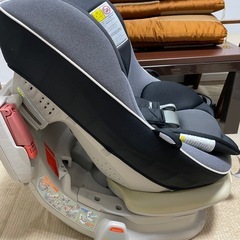 コンビ　チャイルドシートの画像