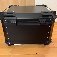 リアボックス トップケース 大容量 55L カブ ハンターカブ CT125 クロスカブ スーパーカブ 50 70 90 バイク アルミ ハードケース パーツ カスタム ブラック バイク用 汎用 VERSYS-X250 C125 2BJ-JA48の画像