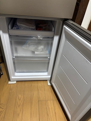 【高年式】【美品】大容量201ℓ冷蔵庫
