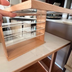 フィギュアケースの画像