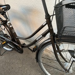 ２Ｊ１１　　★カゴ、カギが新品です　ホームサイクル　２６サイズ　オートライト付き　　★自転車専門店の中古車です★　【消費税込み・防犯登録６００円込みの画像