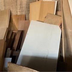  木材大量 まとめ売り（合板/棚板/端材）の画像