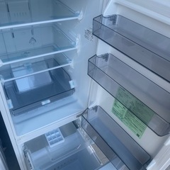 TOSHIBA冷蔵庫GR-T15BS (W)の画像