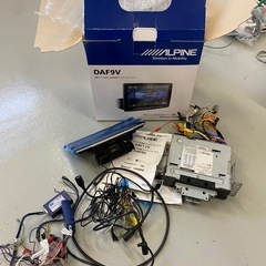 ディスプレイオーディオ　ALPINE おまけ付きの画像