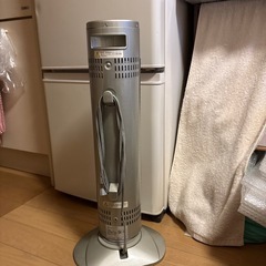 タワーカーボンヒーターの画像